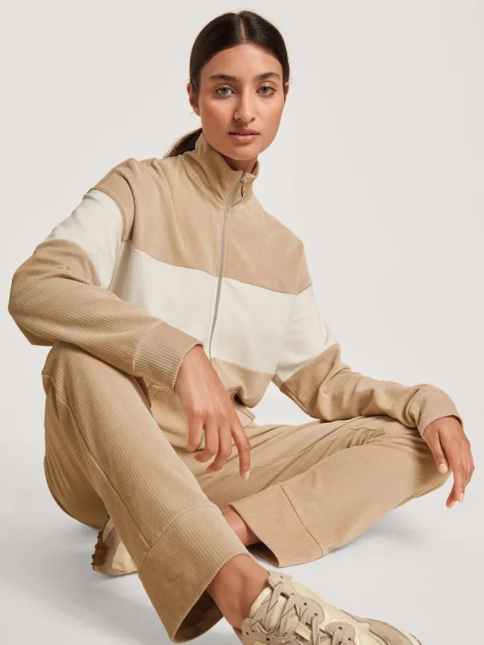 CALIDA Sweatshirts and Jackets Jacket Irish Cream 8211 Women
