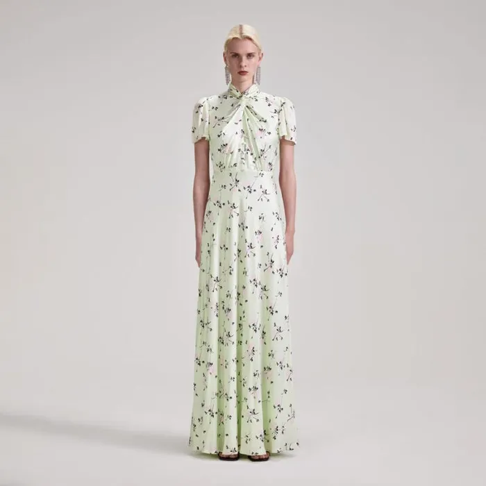 Dresses Woman SelfPortrait Pink Floral Print Tiered Midi Dress Dresses Woman SelfPortrait Pink Floral Print Tiered Midi Dress