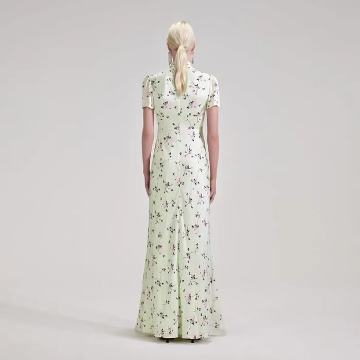 Dresses Woman SelfPortrait Pink Floral Print Tiered Midi Dress Dresses Woman SelfPortrait Pink Floral Print Tiered Midi Dress