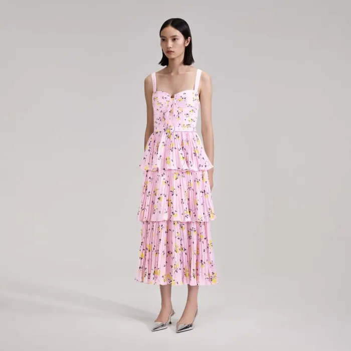 Dresses Woman SelfPortrait Pink Floral Print Tiered Midi Dress Dresses Woman SelfPortrait Pink Floral Print Tiered Midi Dress