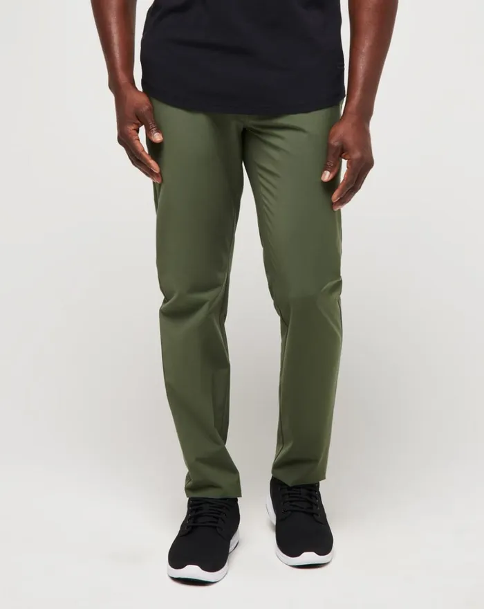Men Pants TravisMathew OPEN TO CLOSE TECH CHINO PANT Thyme