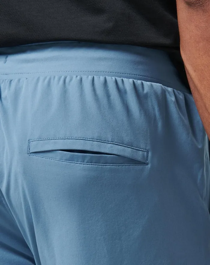 Men Shorts TravisMathew HEATER EWAIST SHORT Coronet