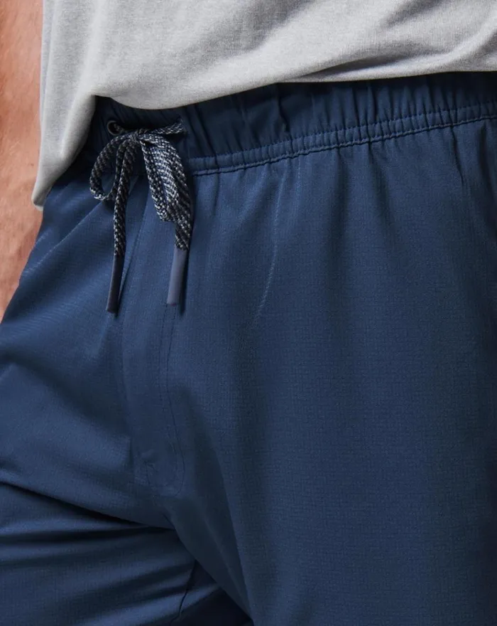 Men Shorts TravisMathew WANDERLUST EWAIST SHORT Mood Indigo