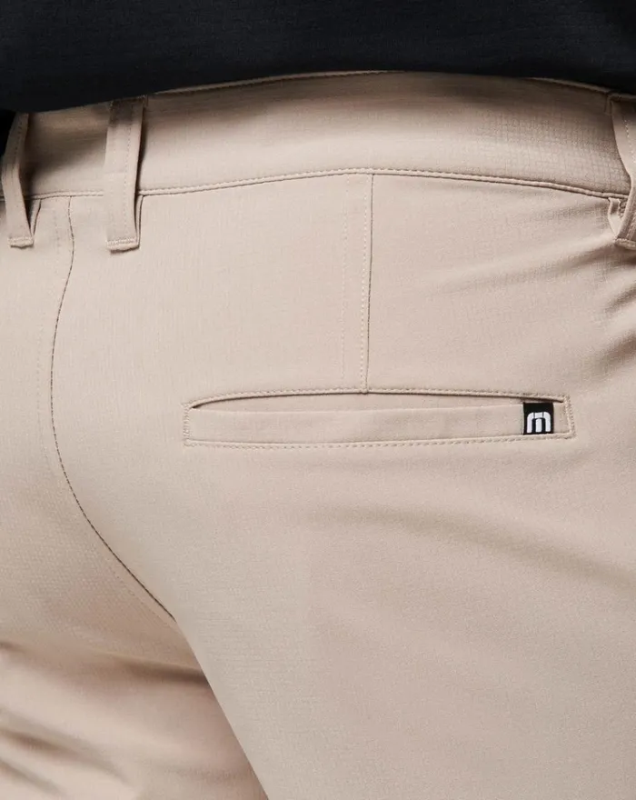 Men Shorts TravisMathew WANDERLUST SHORT Khaki