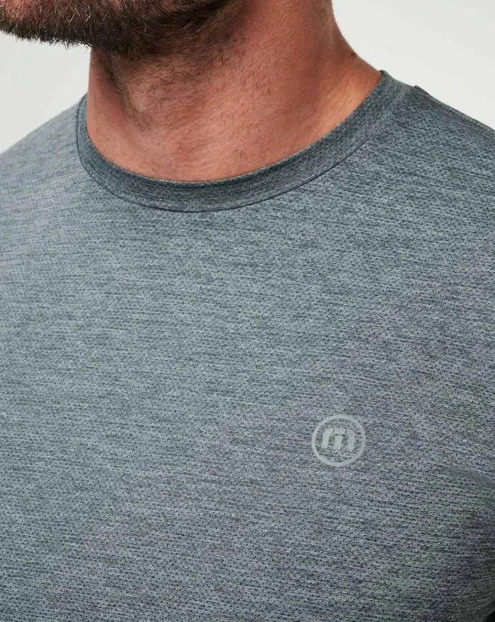 Men Tees TravisMathew SCENIC VISTA ACTIVE TEE Heather Grey