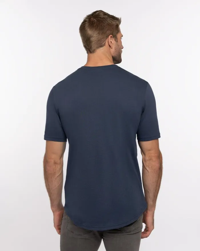 Men Tees TravisMathew YUCCA FLOWER TEE Mood Indigo