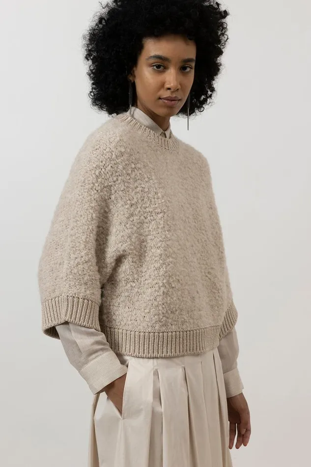 Peserico Knitwear Woman Alpaca Wool Cashmere Silk And Lurex Boucl Sweater Barley Peserico Knitwear Woman Alpaca Wool Cashmere Silk And Lurex Boucl Sweater Barley