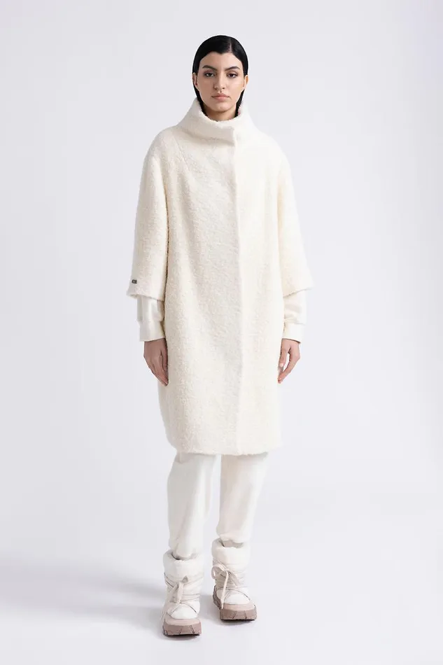 Peserico Outerwear Woman Boucl Wool And Alpaca Coat Natural White