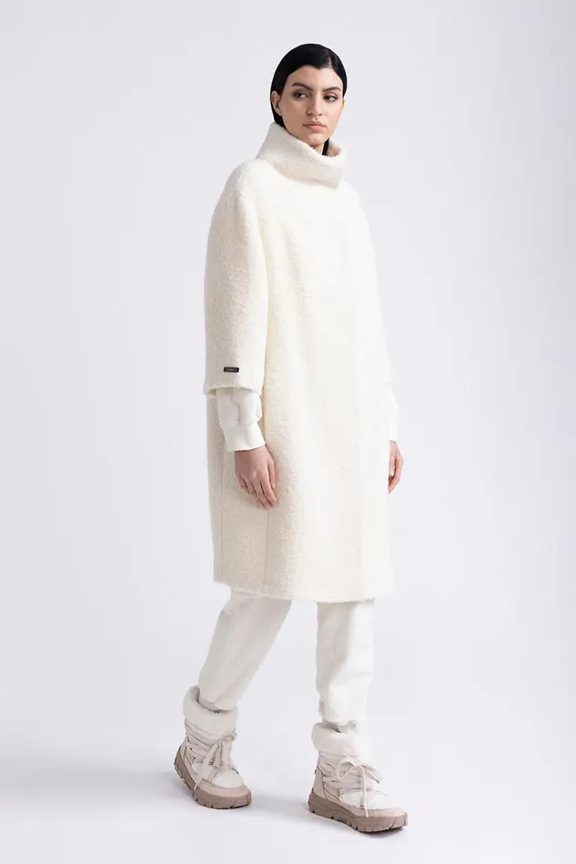 Peserico Outerwear Woman Boucl Wool And Alpaca Coat Natural White Peserico Outerwear Woman Boucl Wool And Alpaca Coat Natural White