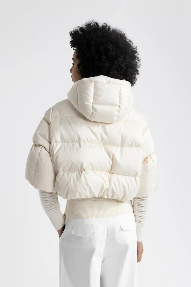 Peserico Outerwear Woman Cropped Padded Coat Natural White