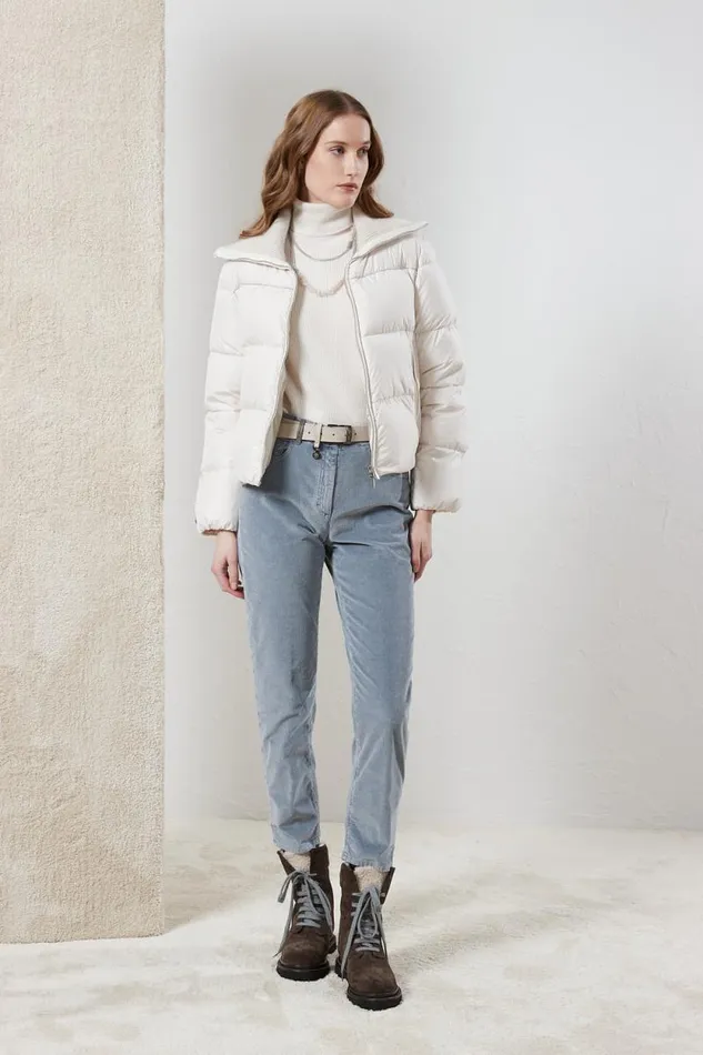 Peserico Outerwear Woman Short Goose Down Jacket With Tricot Collar Hornbeam Peserico Outerwear Woman Short Goose Down Jacket With Tricot Collar Hornbeam