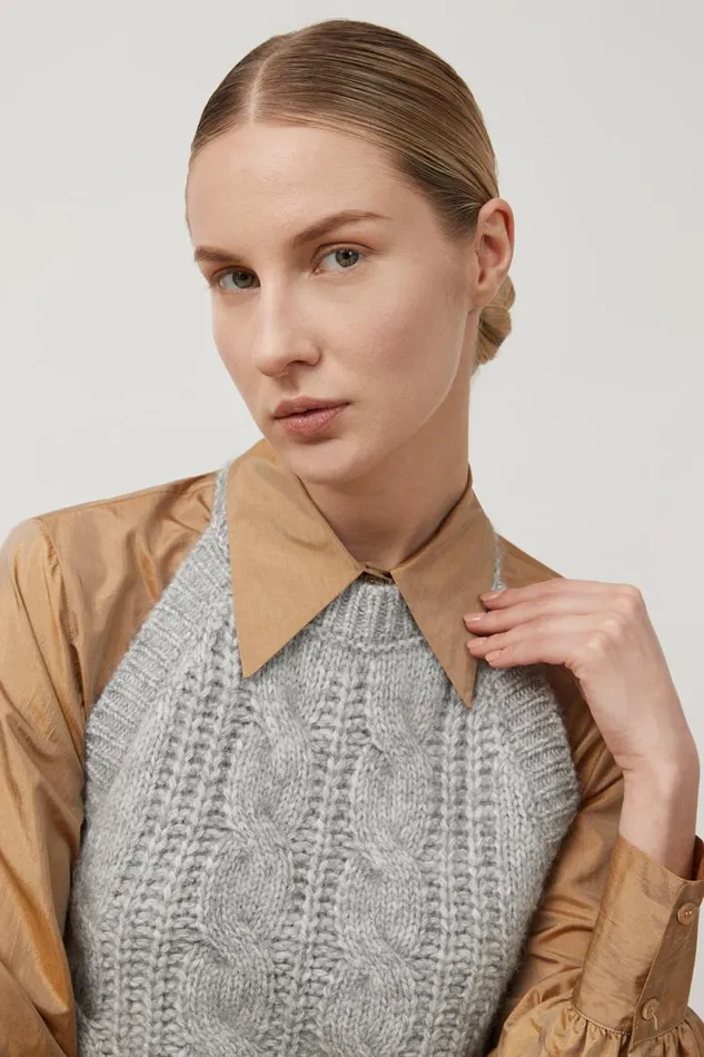 Peserico Suits And Sets Woman Light Silk Blend Cropped Shirt Camel Peserico Suits And Sets Woman Light Silk Blend Cropped Shirt Camel