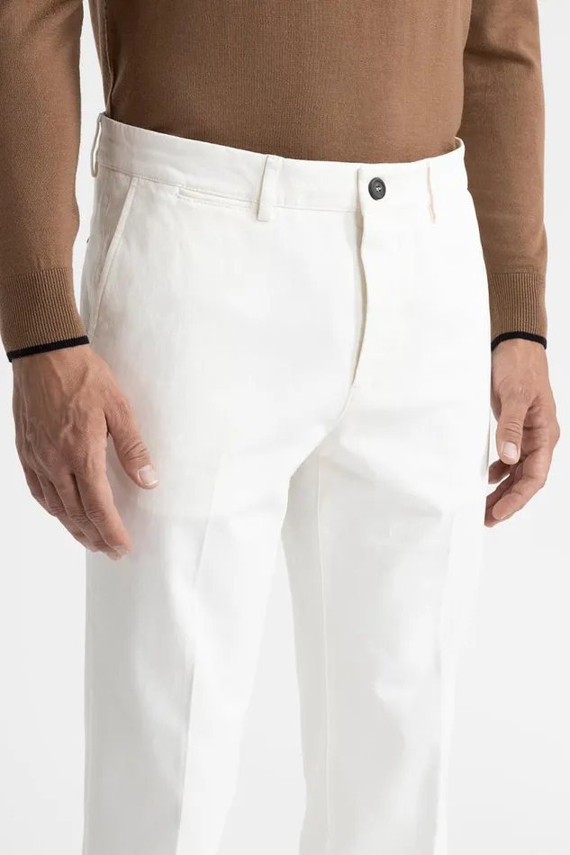 Peserico Trousers Man Stretch Cotton Chinos Natural White Peserico Trousers Man Stretch Cotton Chinos Natural White