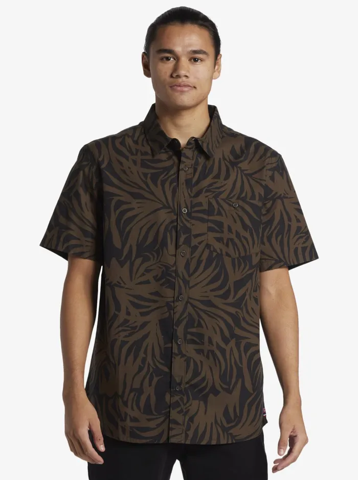 Shirts and Polos Men Quiksilver Hawaii Foliage Woven Hawaiian Shirt Tarmac Shirts and Polos Men Quiksilver Hawaii Foliage Woven Hawaiian Shirt Tarmac