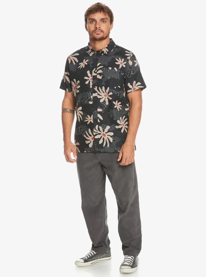 Shirts and Polos Men Quiksilver Trippy Floral Short Sleeve Shirt Black Trippy Floral Shirts and Polos Men Quiksilver Trippy Floral Short Sleeve Shirt Black Trippy Floral