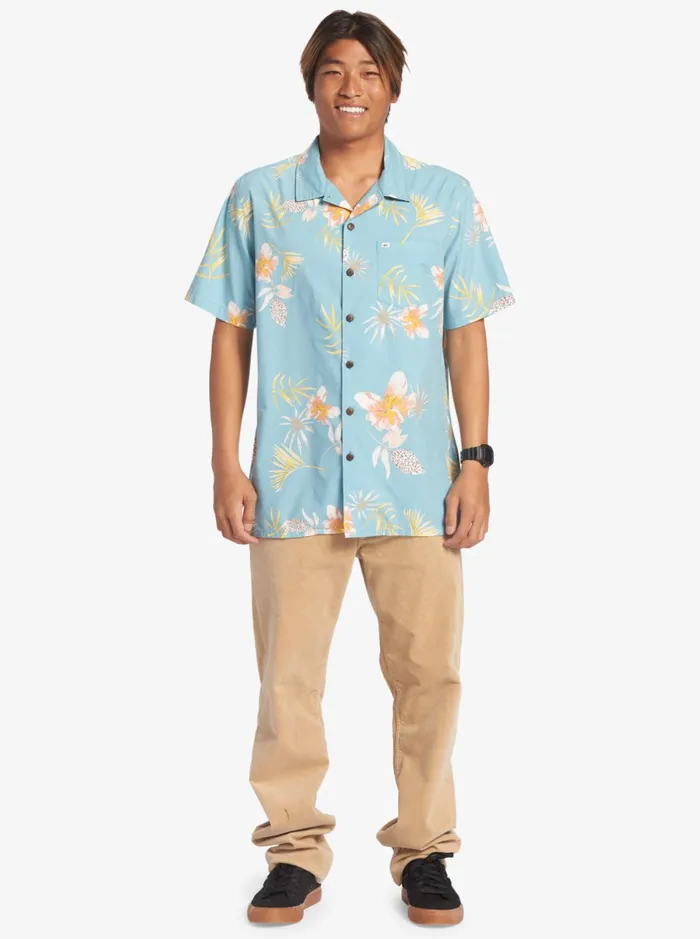 Shirts and Polos Men Quiksilver Tropical Floral Short Sleeve Woven Shirt Reef Waters Tropical Floral Ss Shirts and Polos Men Quiksilver Tropical Floral Short Sleeve Woven Shirt Reef Waters Tropical Floral Ss