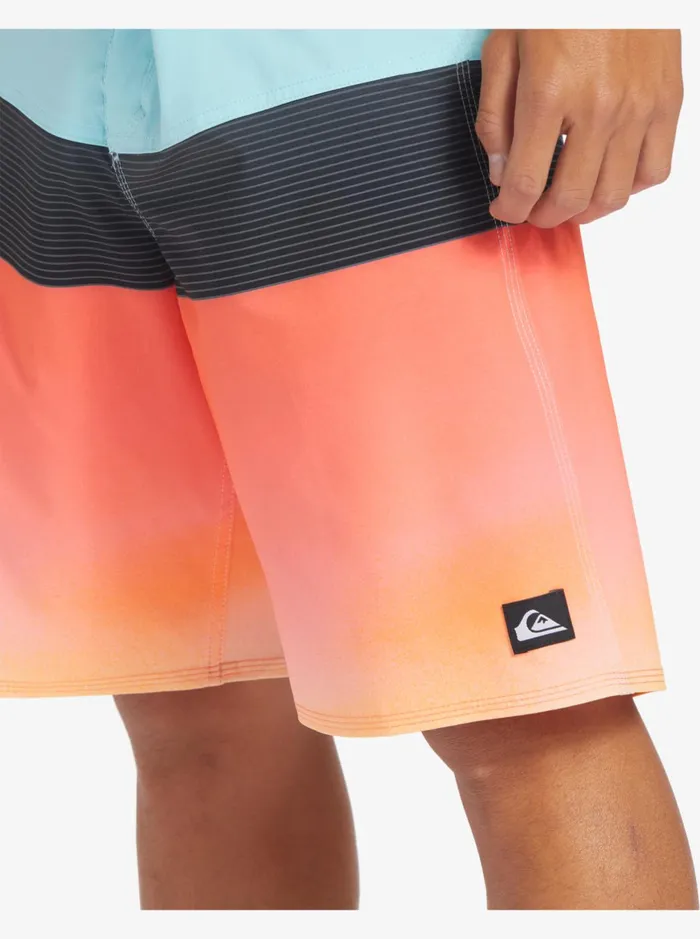 Shorts and Amphibians Men Quiksilver Surfsilk Panel 20034 Boardshorts Angel Blue Shorts and Amphibians Men Quiksilver Surfsilk Panel 20034 Boardshorts Angel Blue