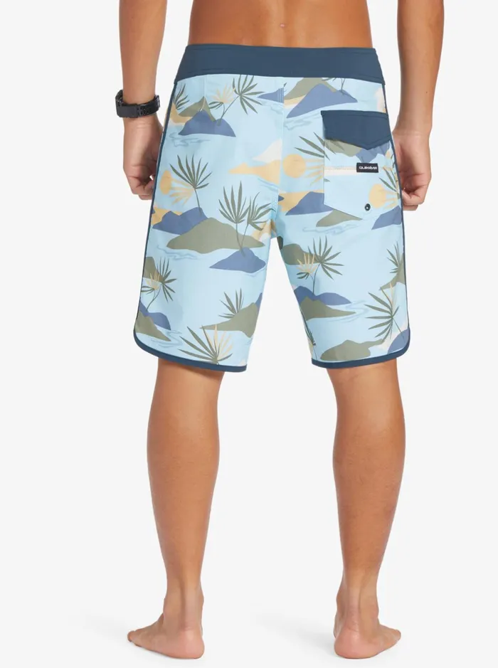 Shorts and Amphibians Men Quiksilver Surfsilk Scallop 19034 Boardshorts Sky Blue Shorts and Amphibians Men Quiksilver Surfsilk Scallop 19034 Boardshorts Sky Blue