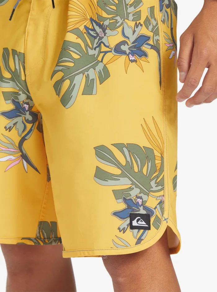 Shorts and Amphibians Men Quiksilver Surfsilk Scallop 19034 Boardshorts Yolk Shorts and Amphibians Men Quiksilver Surfsilk Scallop 19034 Boardshorts Yolk