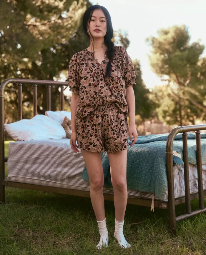 Sleep Bottoms Women039s The Great The Smocked Sleep Short Canyon Floral