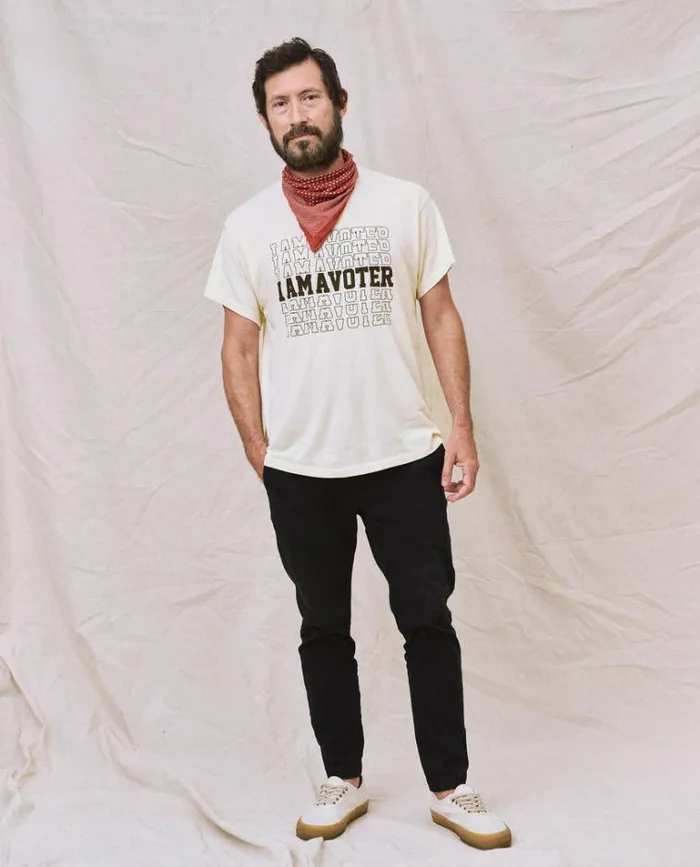 Tshirts Men039s The Great Limited Edition The Men039s I Am A Voter Boxy Crew Washed White