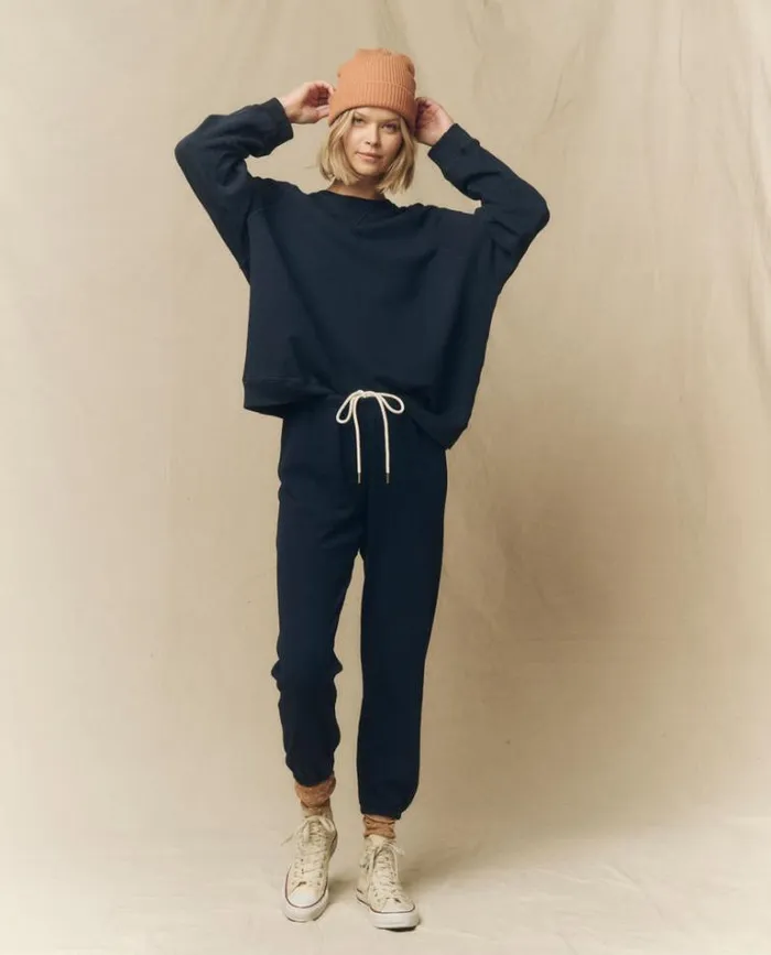Tops Women039s The Great The Slouch Sweatshirt True Navy