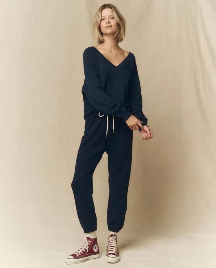 Tops Women039s The Great The VNeck Sweatshirt True Navy
