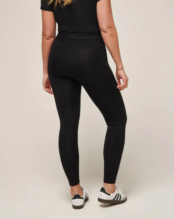 Women All Bottoms TravisMathew FRIDAY PONTE POCKET LEGGING Black