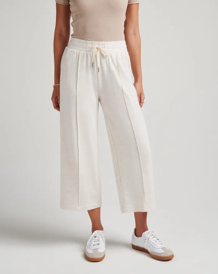 Women All Bottoms TravisMathew STUDIO CITY CLOUD FRENCH TERRY PANTS Heather Eggnog