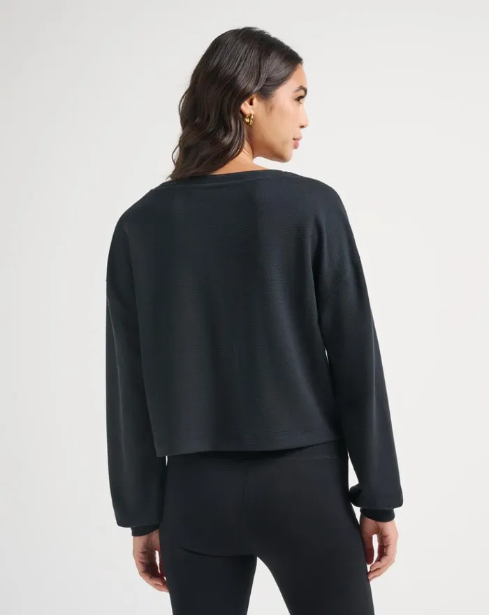 Women All Tops TravisMathew CASUAL ACQUAINTANCE WAFFLE TOP Black