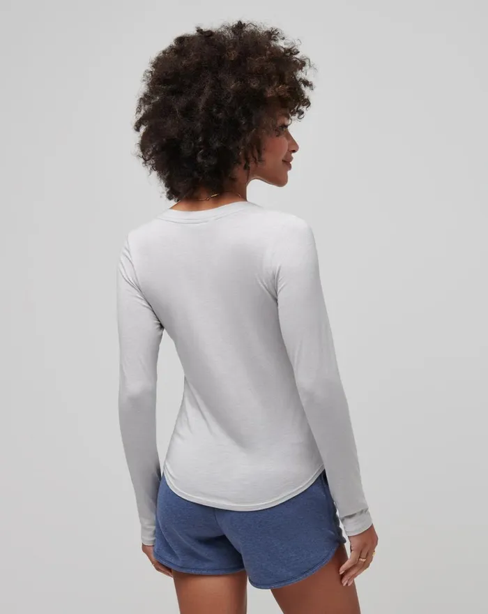 Women All Tops TravisMathew CLOUD JERSEY HENLEY Light Grey