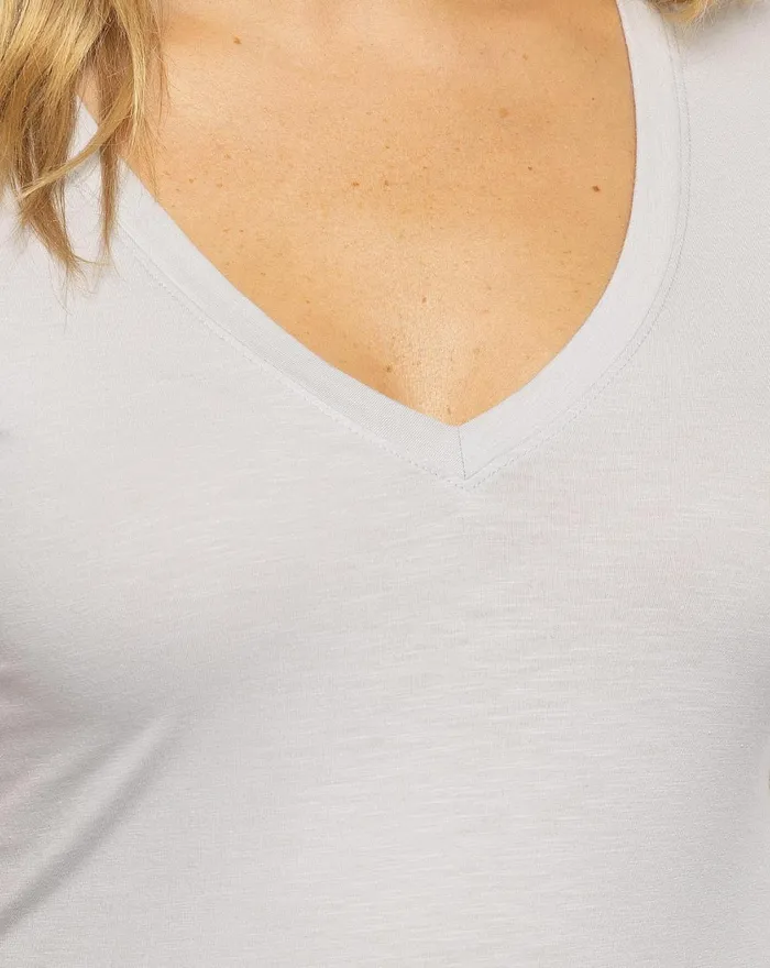 Women All Tops TravisMathew DAY OR NIGHT VNECK TEE Light Grey