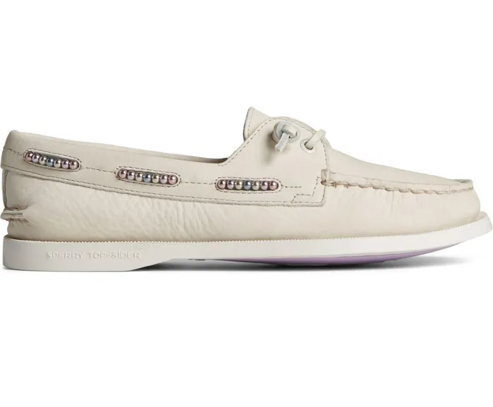Women Authentic Original Leather Beaded Boat Shoe Off White Sperry Flats and Loafers