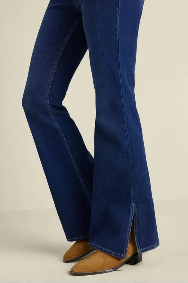 Women Ultimate Denim Slit Hem Flare Jeans Tidal Blue Wash Soft Surroundings Jeans Women Ultimate Denim Slit Hem Flare Jeans Tidal Blue Wash Soft Surroundings Jeans