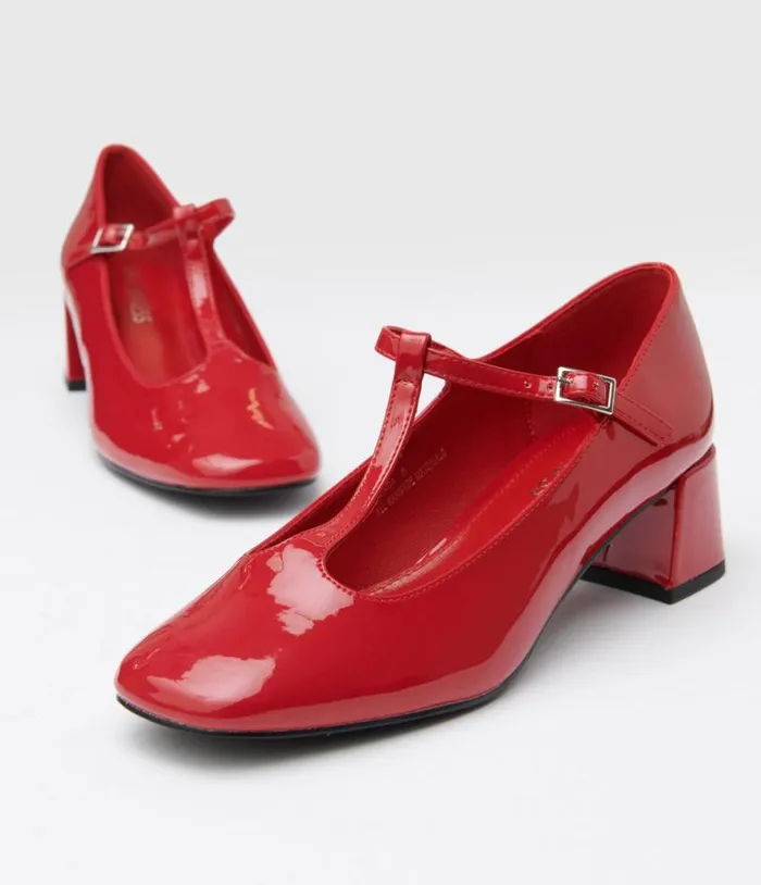 1920s Red Patent Leatherette TStrap Heels Shoes Unique Vintage Heels