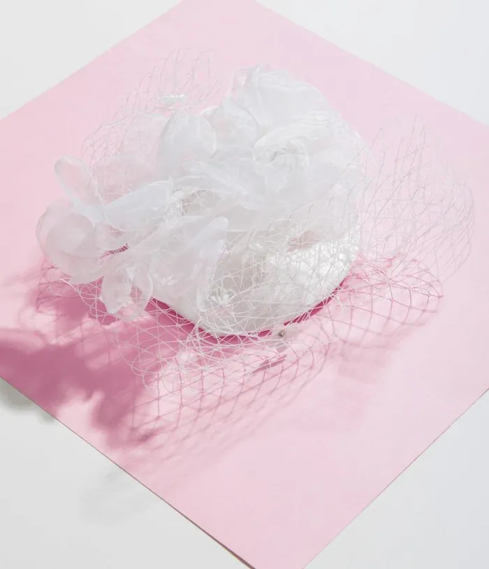 1920s White Floral and Mesh Veil Fascinator Accessories Unique Vintage Hair Clips