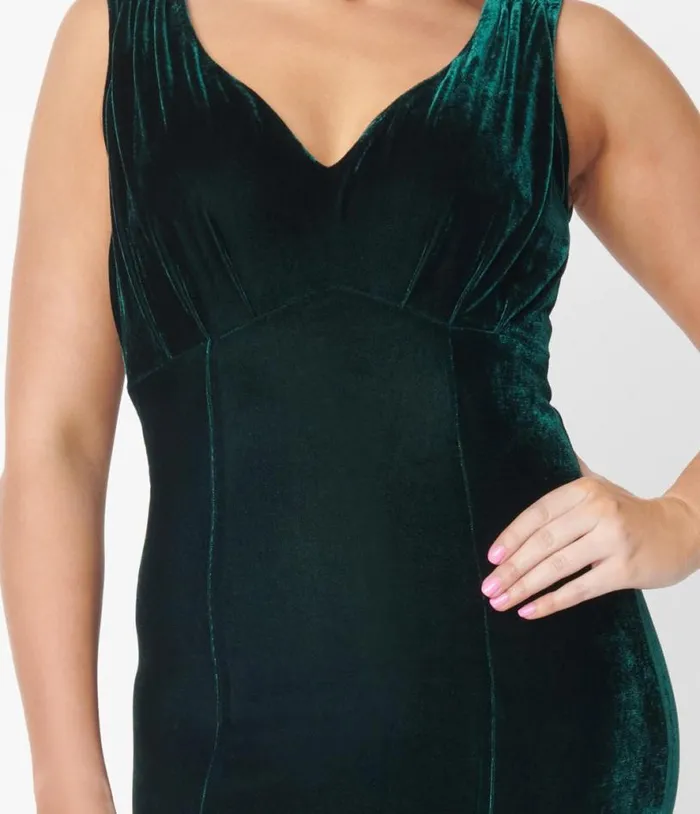 1930s Emerald Green Velvet Goldwyn Gown DressesPlus Unique Vintage Midi and Maxi