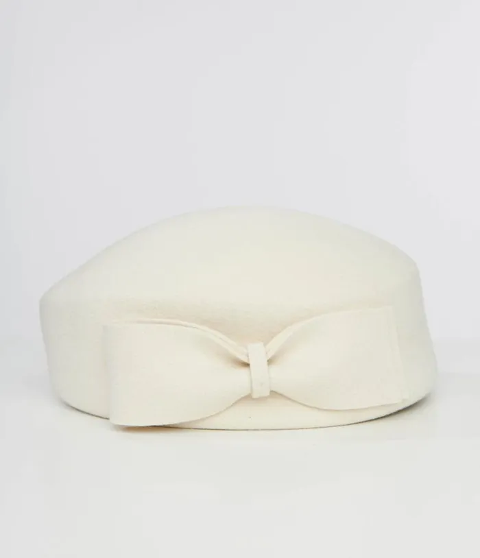 1940s Cream Bow Beret Accessories Unique Vintage Berets