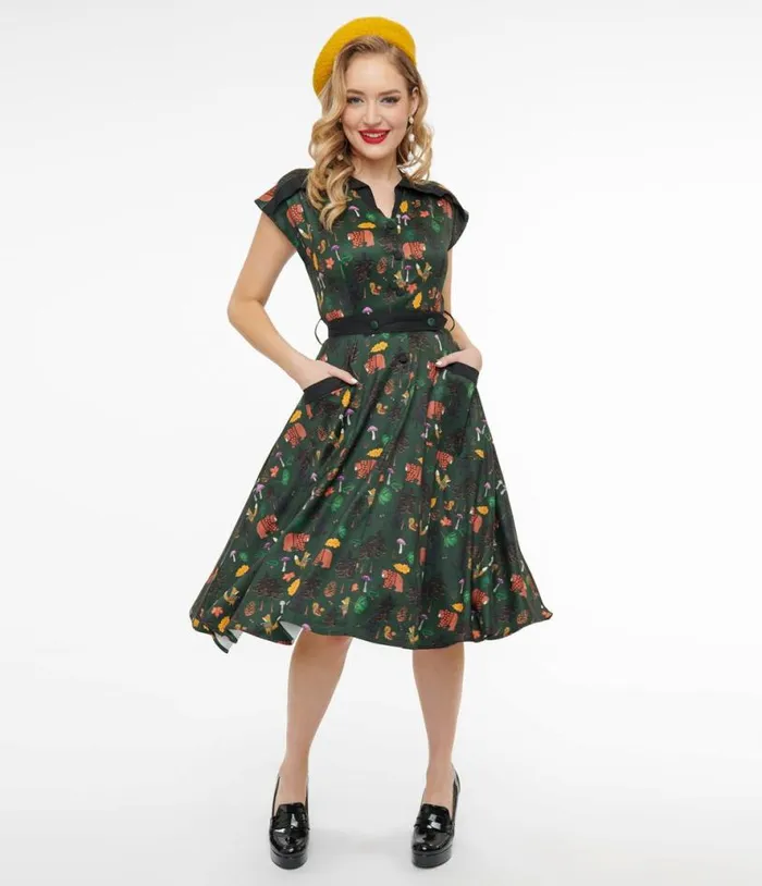 1940s Forest Green Woodland Creature Hedda Swing Dress Dresses Unique Vintage Pocket Dresses 1940s Forest Green Woodland Creature Hedda Swing Dress Dresses Unique Vintage Pocket Dresses