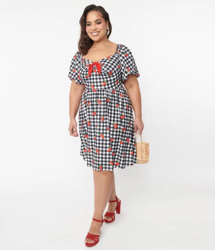 1950s Curve Black and White Chili Pepper Gingham Swing Dress Dresses Unique Vintage Pocket Dresses