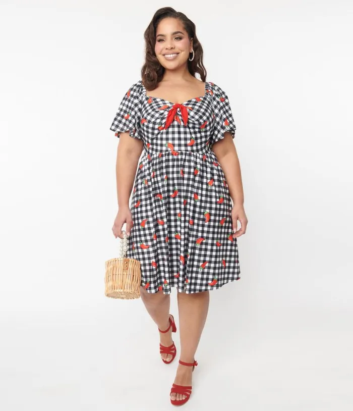 1950s Curve Black and White Chili Pepper Gingham Swing Dress Dresses Unique Vintage Pocket Dresses
