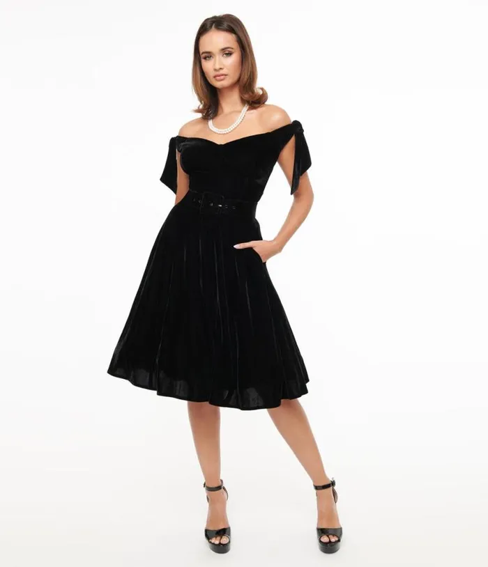 1960s Black Velvet Prairie Swing Dress Dresses Unique Vintage Pocket Dresses
