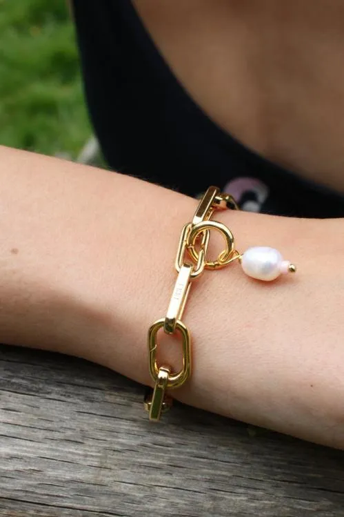 Accessories Jewellery Damson Madder Pink Freshwater Pearl Charm