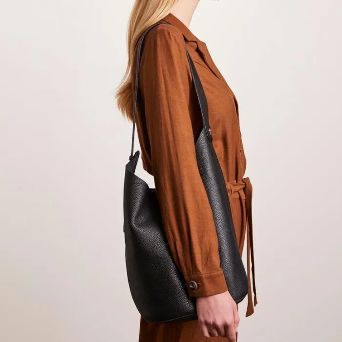 Bags Shoulder Bags Helen Kaminski Carilla Reve Black Bags Shoulder Bags Helen Kaminski Carilla Reve Black