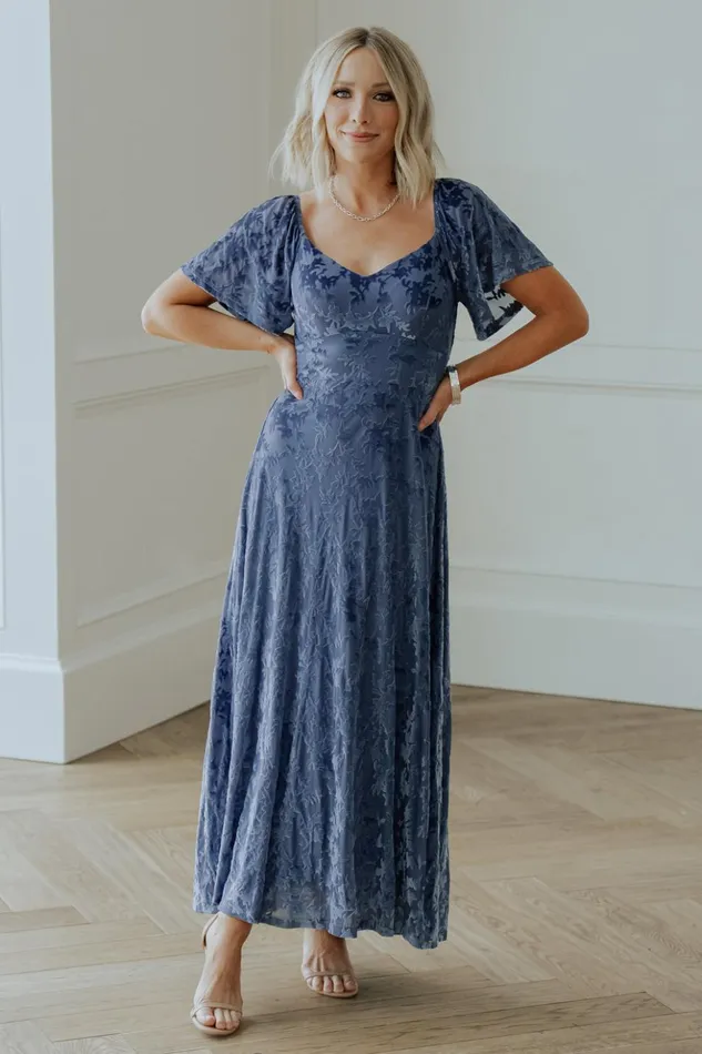 Baltic Born Maxi Dresses Everley Velvet Maxi Dress Whisper Blue 8211 Women Baltic Born Maxi Dresses Everley Velvet Maxi Dress Whisper Blue 8211 Women