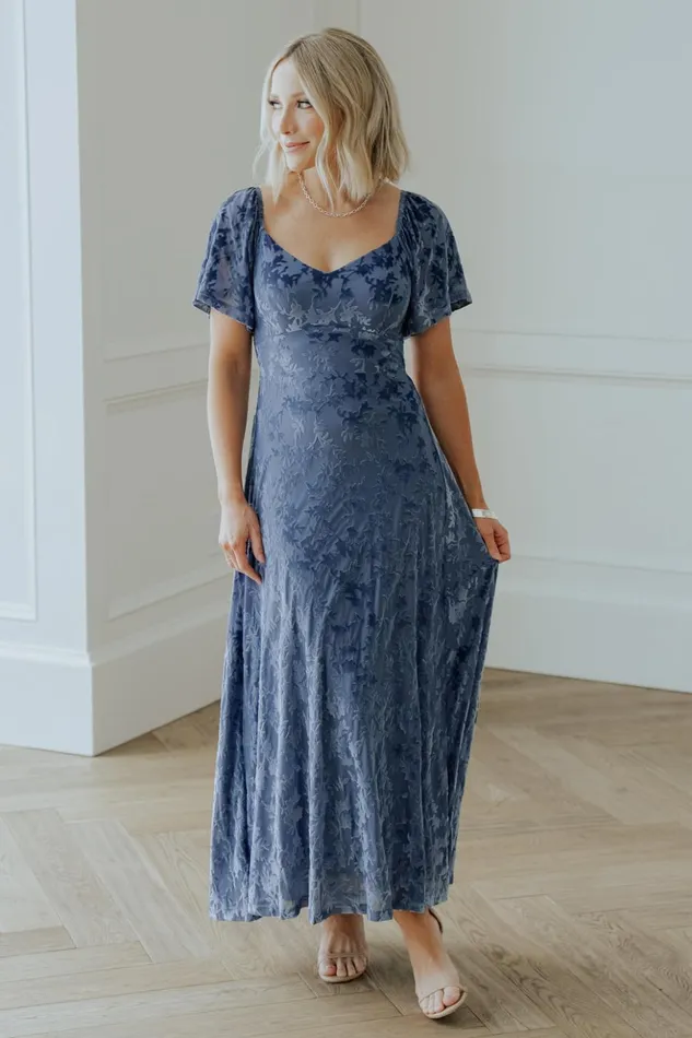 Baltic Born Maxi Dresses Everley Velvet Maxi Dress Whisper Blue 8211 Women Baltic Born Maxi Dresses Everley Velvet Maxi Dress Whisper Blue 8211 Women