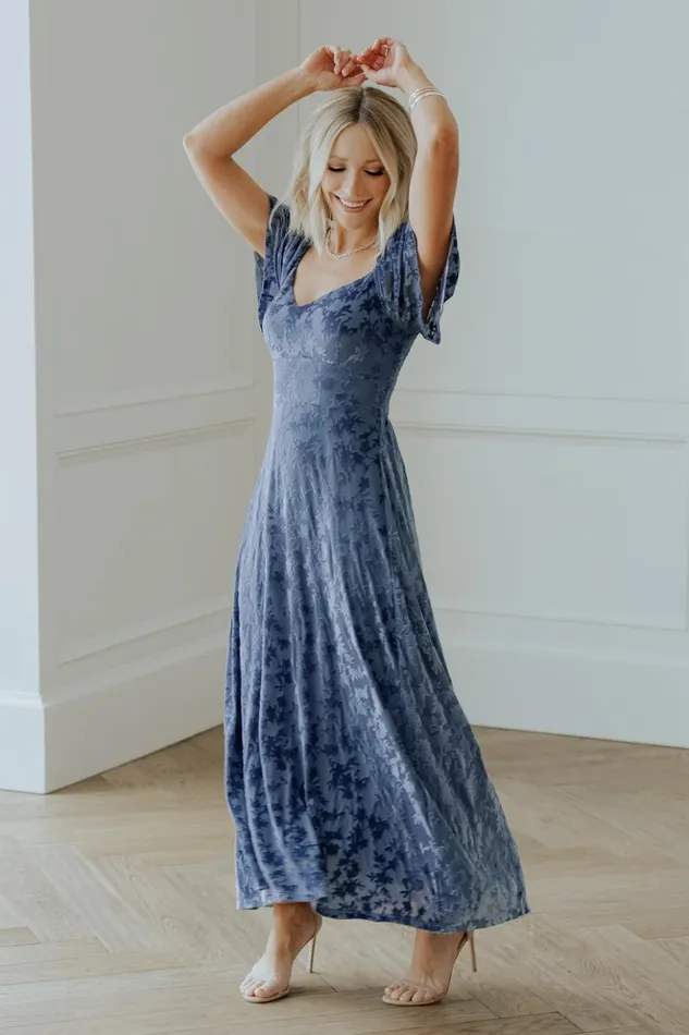 Baltic Born Maxi Dresses Everley Velvet Maxi Dress Whisper Blue 8211 Women Baltic Born Maxi Dresses Everley Velvet Maxi Dress Whisper Blue 8211 Women