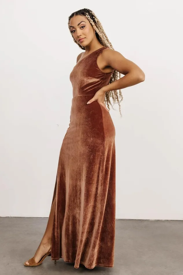 Baltic Born Maxi Dresses Tatiana Velvet One Shoulder Maxi Dress Bronze 8211 Women Baltic Born Maxi Dresses Tatiana Velvet One Shoulder Maxi Dress Bronze 8211 Women
