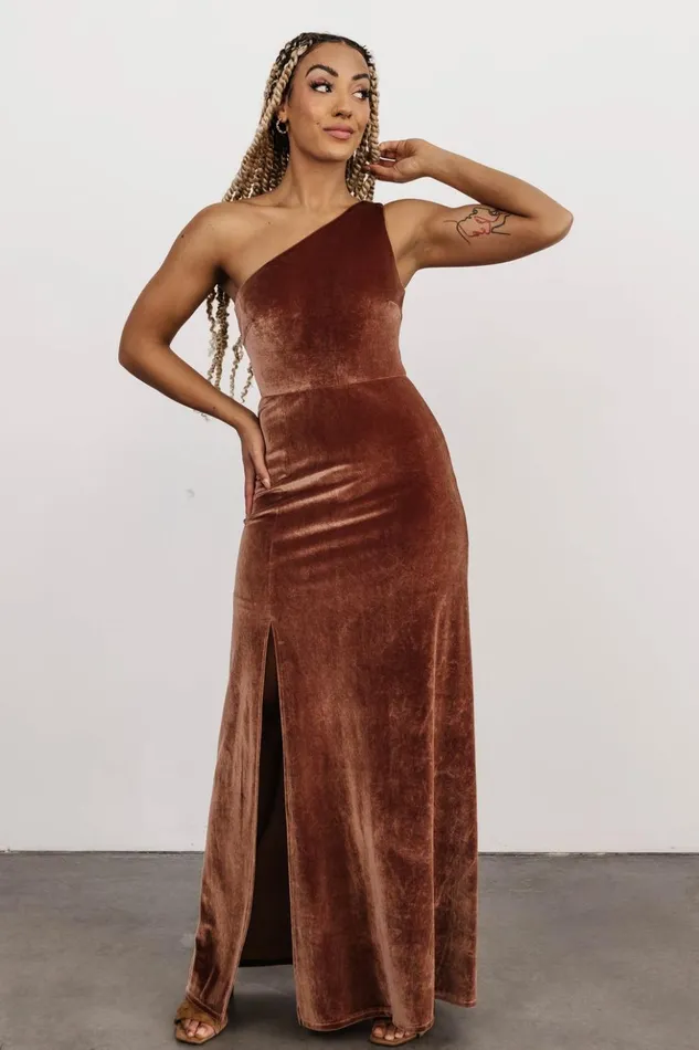 Baltic Born Maxi Dresses Tatiana Velvet One Shoulder Maxi Dress Bronze 8211 Women Baltic Born Maxi Dresses Tatiana Velvet One Shoulder Maxi Dress Bronze 8211 Women