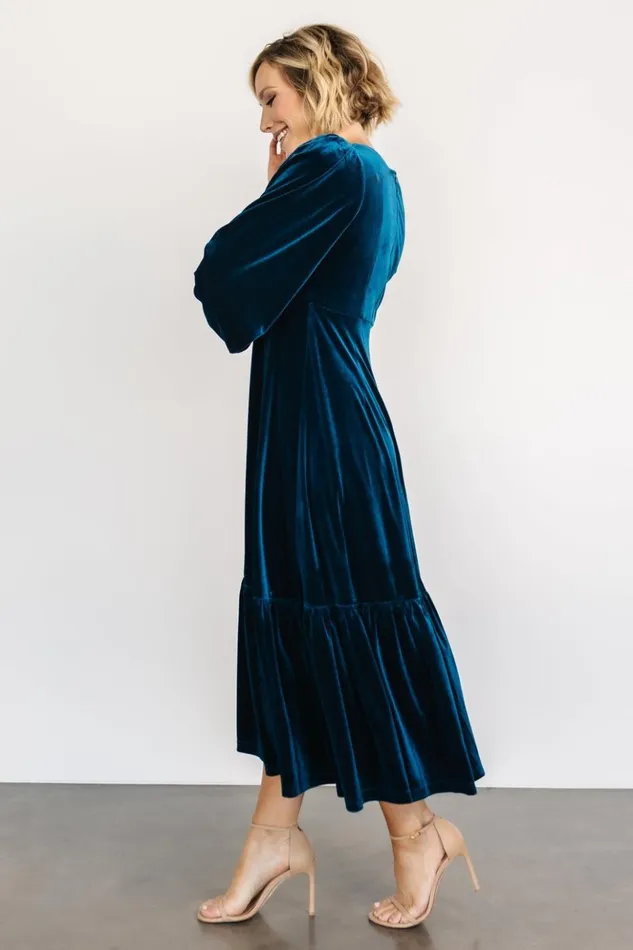 Baltic Born The Guest Edit Erika Velvet Maxi Dress Sapphire 8211 Women Baltic Born The Guest Edit Erika Velvet Maxi Dress Sapphire 8211 Women
